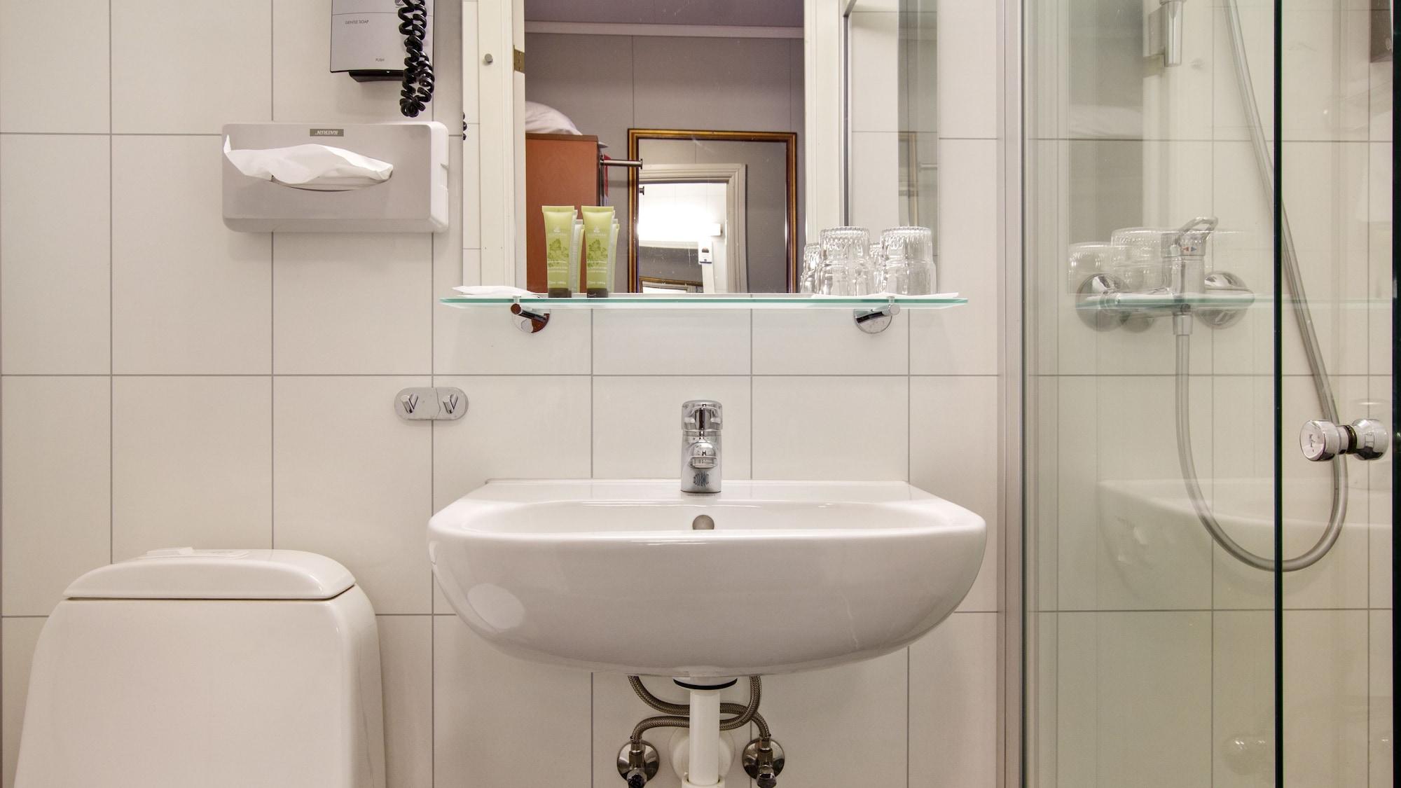 Hotel Scandic Lofoten 3*
