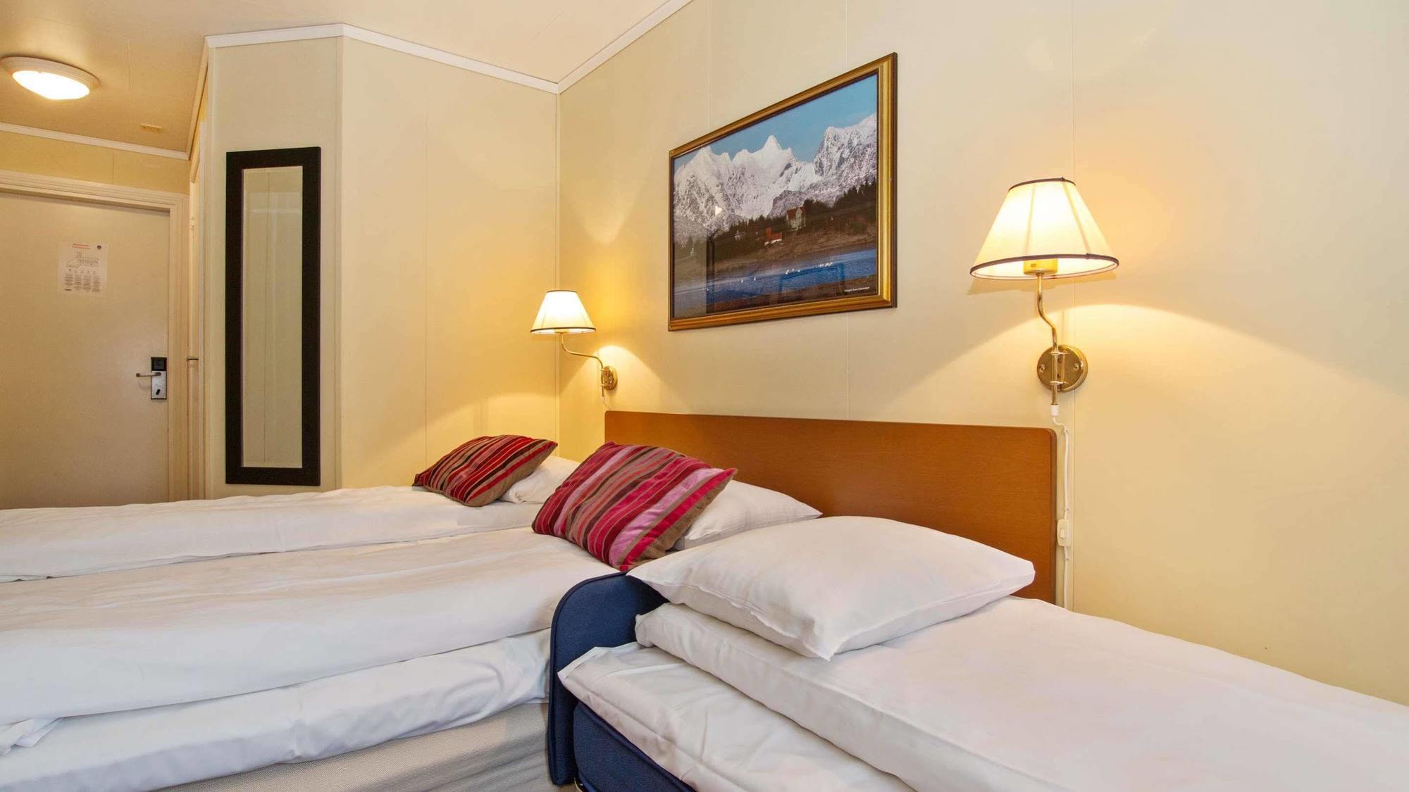 Scandic Lofoten 3*